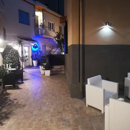 Conchiglia Hotel 3*